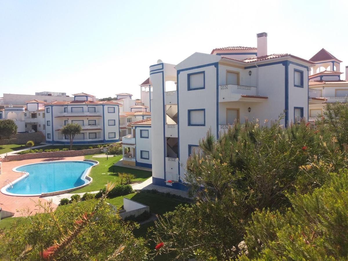 Apartamento Moura - Praia D'El Rey Golf, Surf & Beach Resort Praia del Rei ภายนอก รูปภาพ